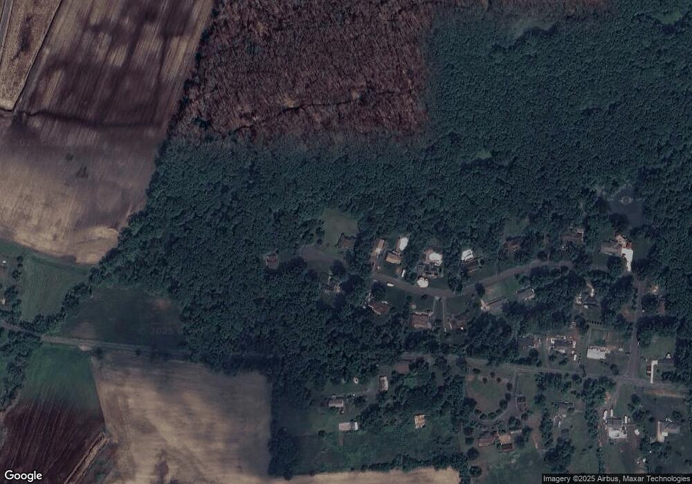 22 Assiscunk Dr, Columbus, NJ 08022 - photo 1