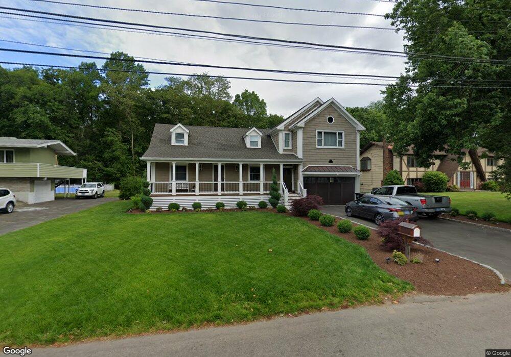 30 Flushing Ave unit B, Fairfield, CT 06825 - photo 1