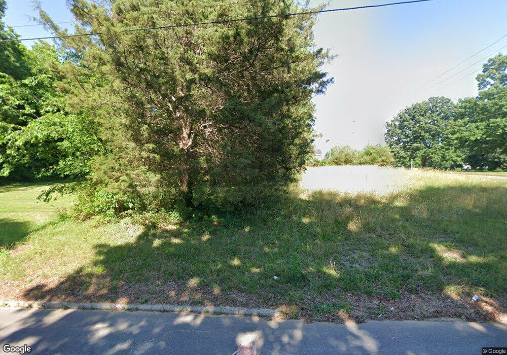 1135 8th St, Statesville, NC 28677 - photo 1