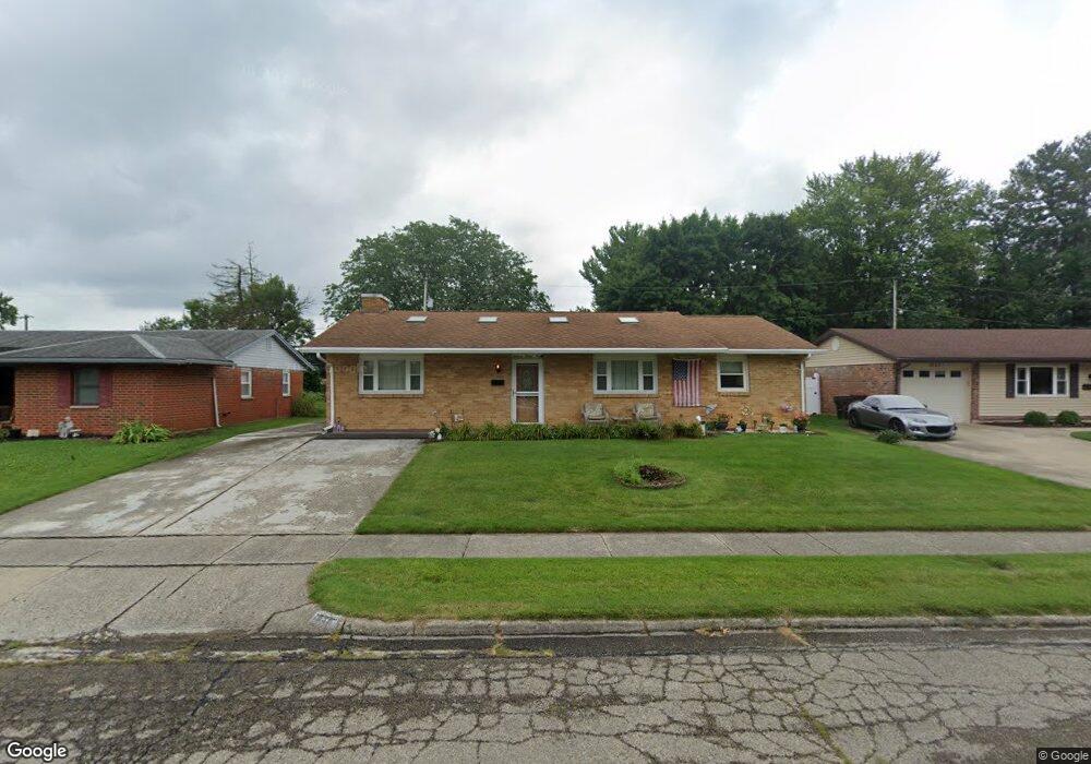 1639 Navajo Dr, Xenia, OH 45385 - photo 1