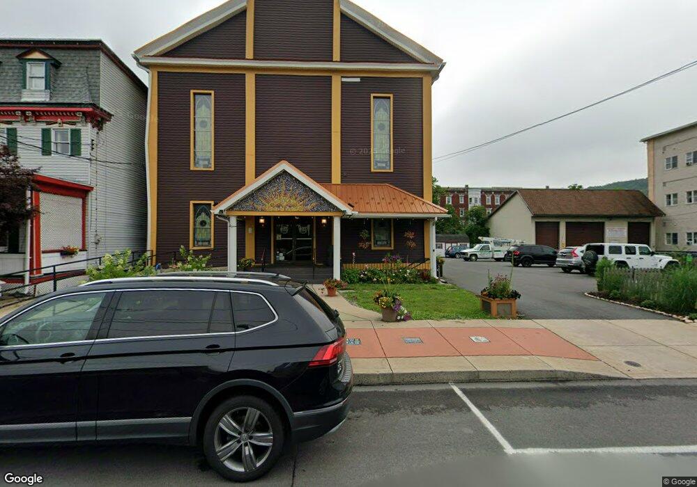 123 Pine St, Tamaqua, PA 18252 - photo 1