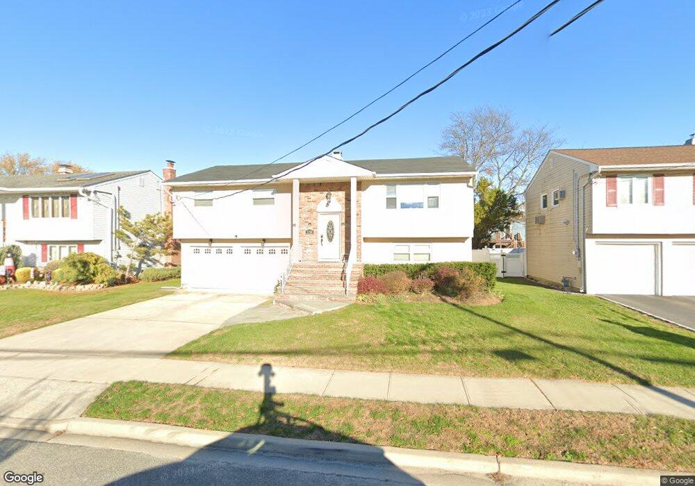 3759 Illona Ln, Oceanside, NY 11572 - photo 1