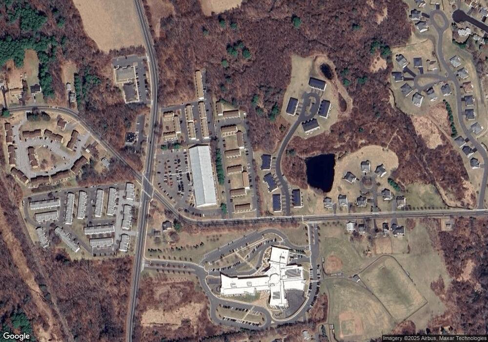 820 Matthews St unit 42, Bristol, CT 06010 - photo 1