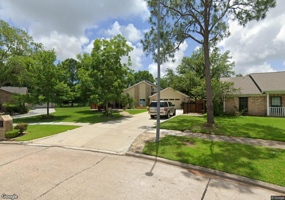 309 Dawn Hill Dr, Friendswood, TX 77546 - photo 1
