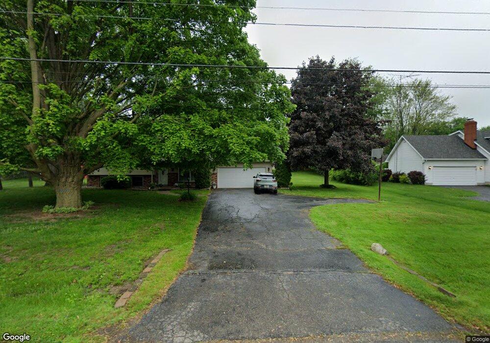 5449 Maura Dr, Flushing, MI 48433 - photo 1