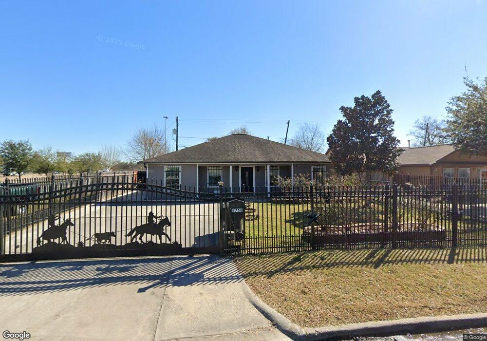 7758 Greendowns St, Houston, TX 77087 - photo 1