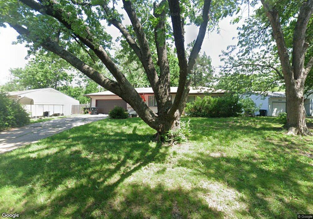 3614 SW Devon Ave, Topeka, KS 66611 - photo 1