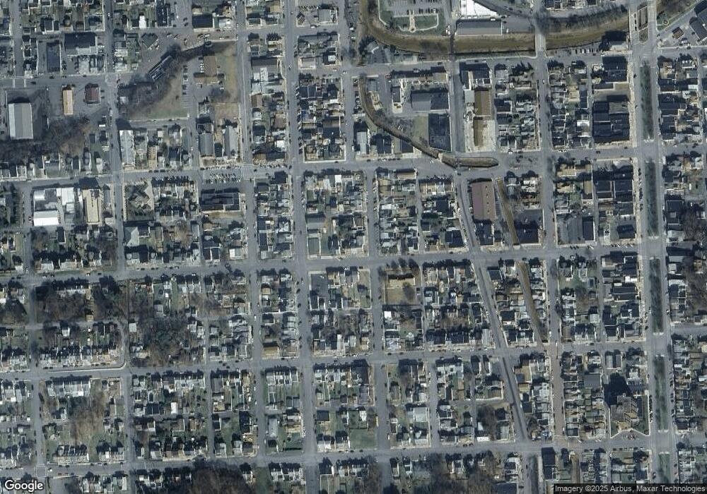 607 W Spruce St, Shamokin, PA 17872 - photo 1