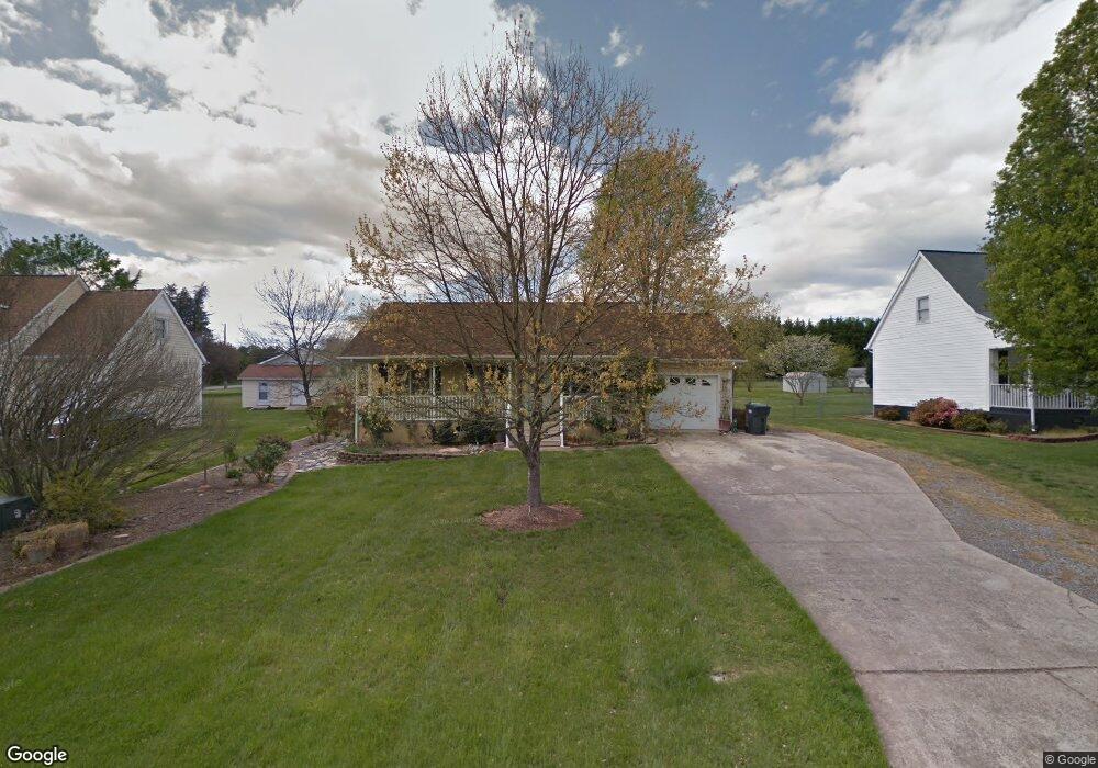 109 Candlestick Dr, Statesville, NC 28625 - photo 1