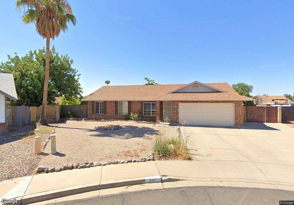 941 N Pyxie Cir, Mesa, AZ 85205 - photo 1