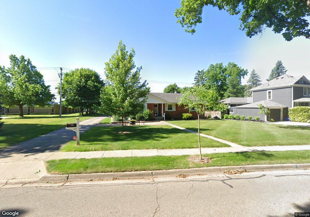 414 Washington St, Chelsea, MI 48118 - photo 1