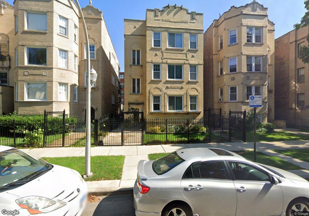 6143 N Mozart St, Chicago, IL 60659 - photo 1