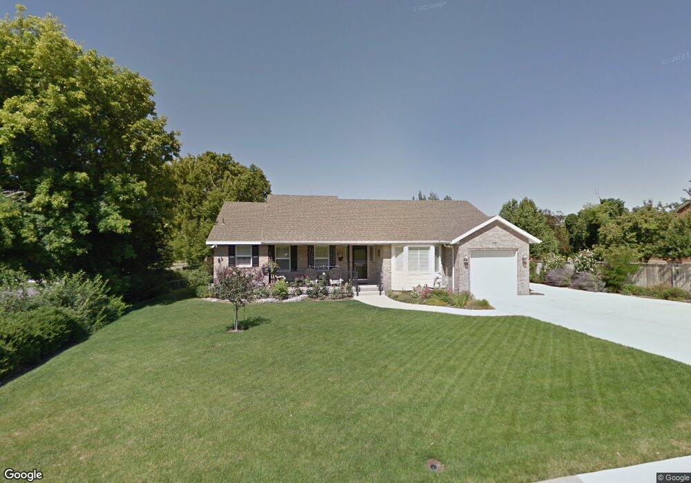 390 S 200 E, Centerville, UT 84014 - photo 1