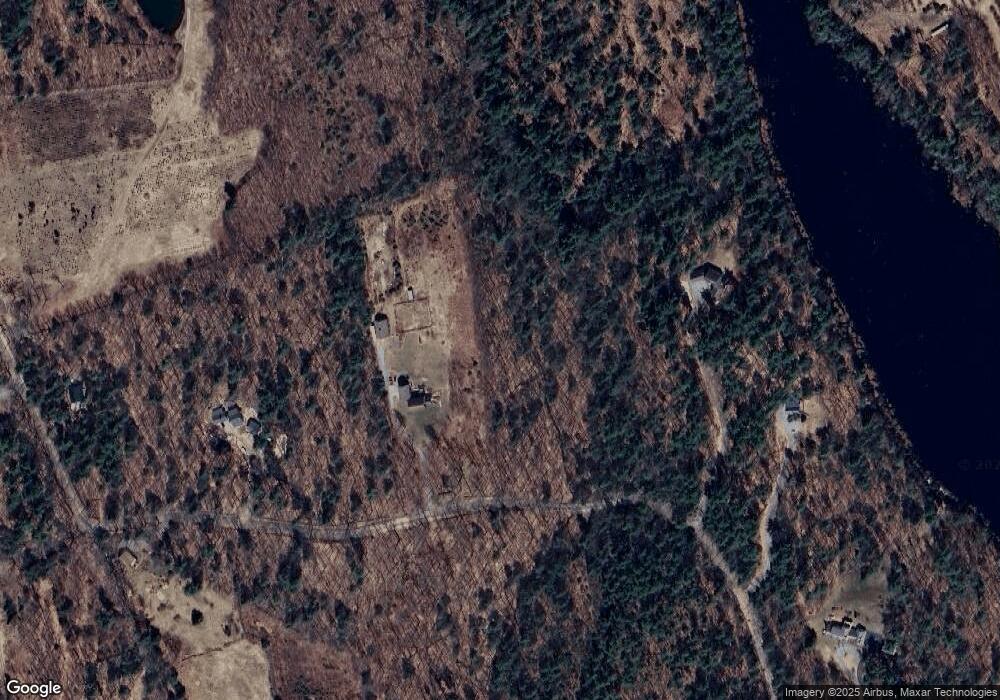 561 Mount Hunger Rd, Henniker, NH 03242 - photo 1