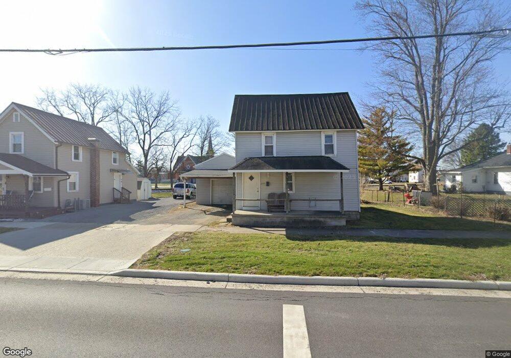 215 Walnut St, Findlay, OH 45840 - photo 1