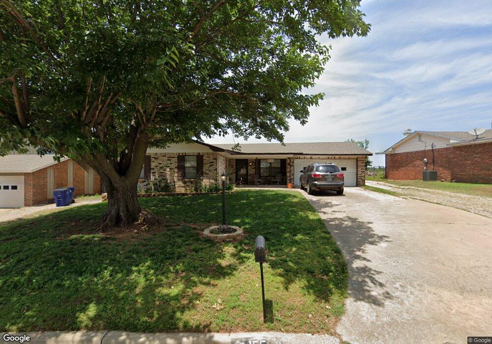 155 Ridgecrest Dr, Duncan, OK 73533 - photo 1