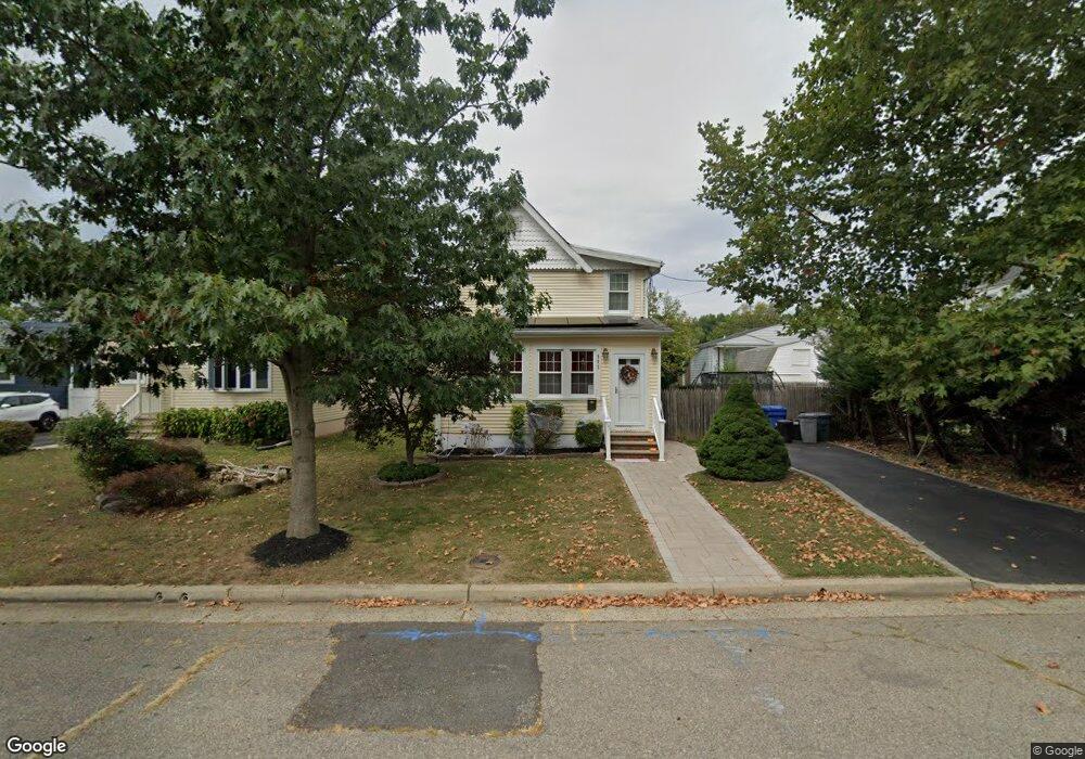 553 Voorhees Ave, Middlesex, NJ 08846 - photo 1