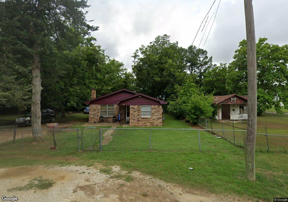 904 S H St, Hugo, OK 74743 - photo 1