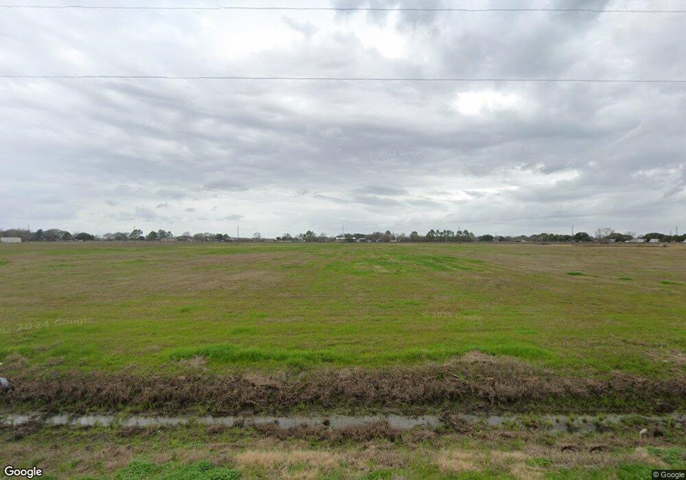 5800 Fenske Ln, Needville, TX 77461 - photo 1