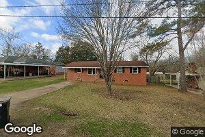 1802 Woodland Ct, Demopolis, AL 36732