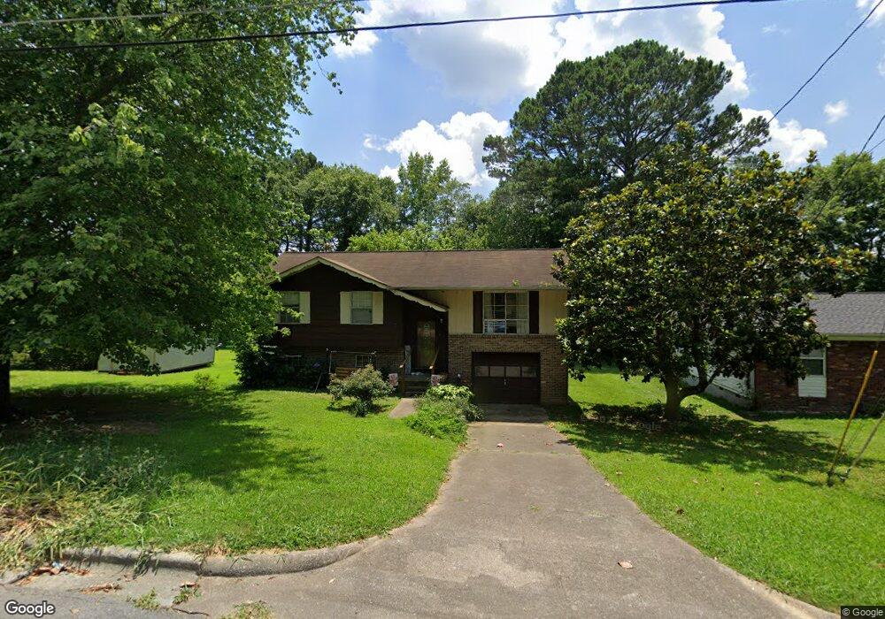 702 Lexington Ct, Dalton, GA 30721 - photo 1