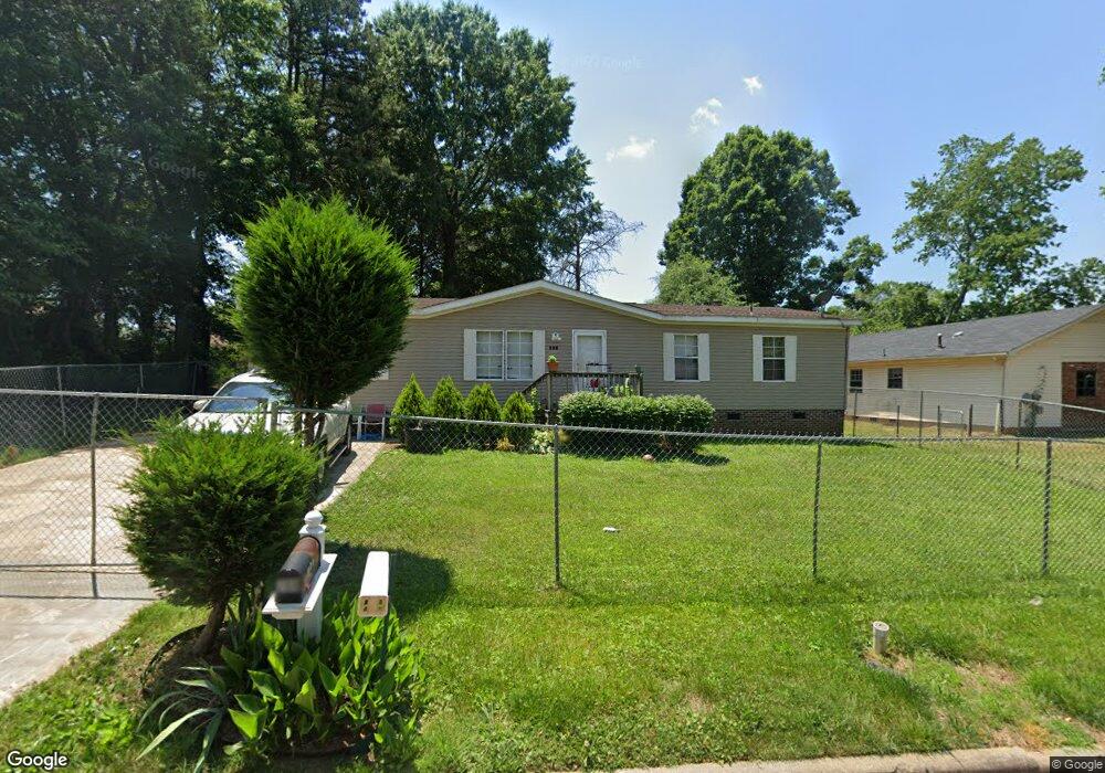 708 York Ave, Statesville, NC 28677 - photo 1