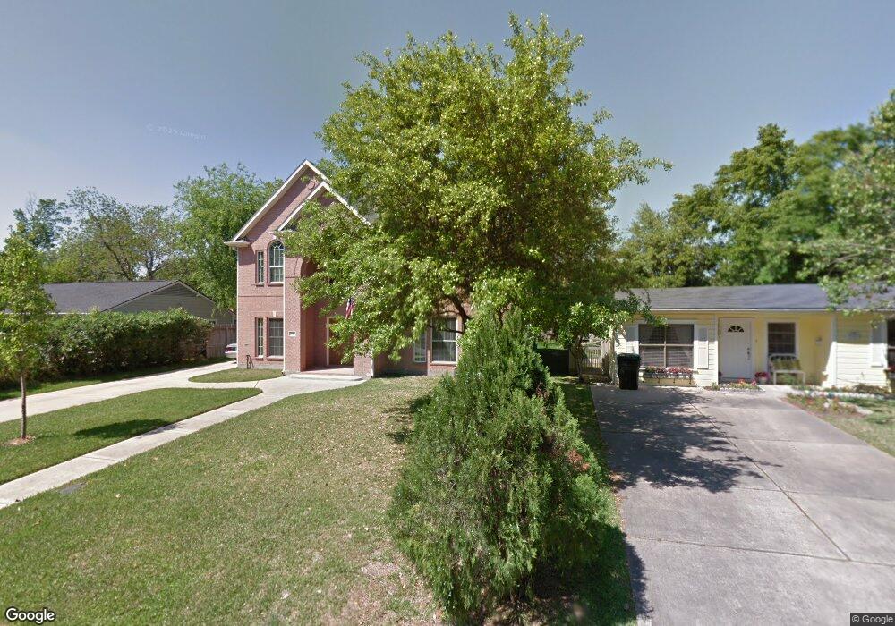 1724 Libbey Dr, Houston, TX 77018 - photo 1