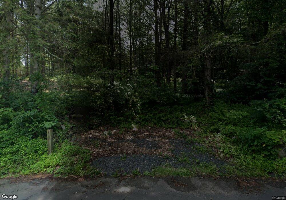 78 Taunton Lake Rd, Newtown, CT 06470 - photo 1