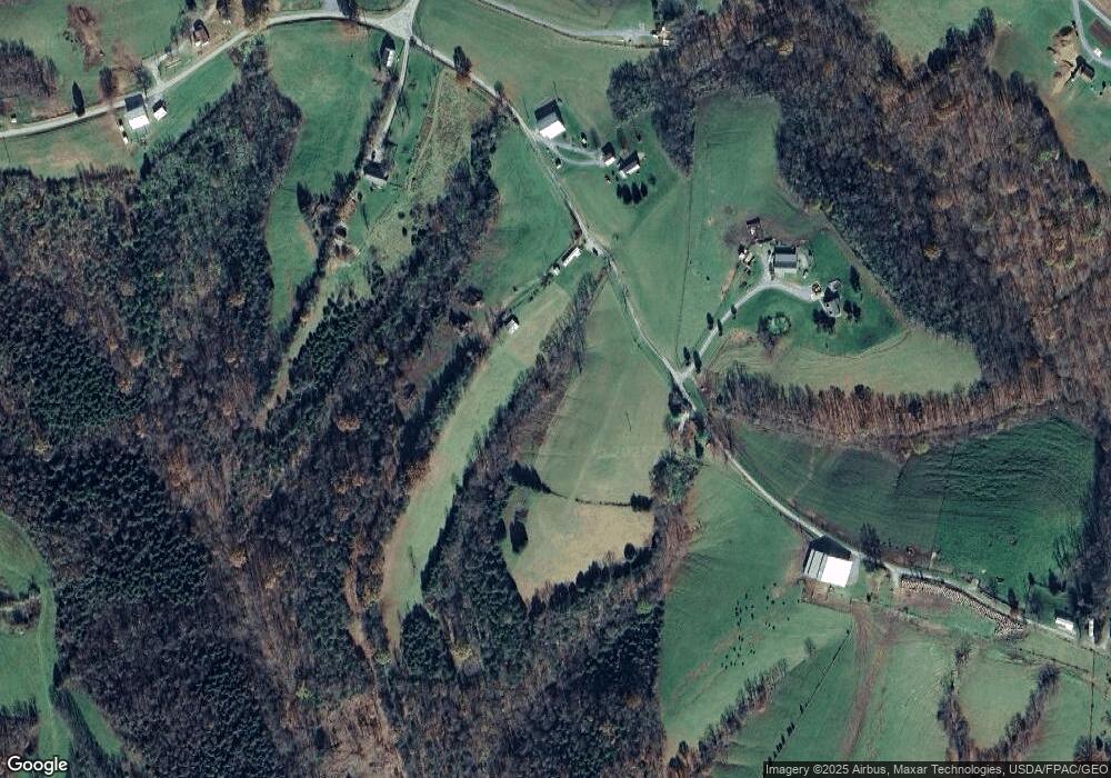 5017 Doyle Ln, Mayslick, KY 41055 - photo 1