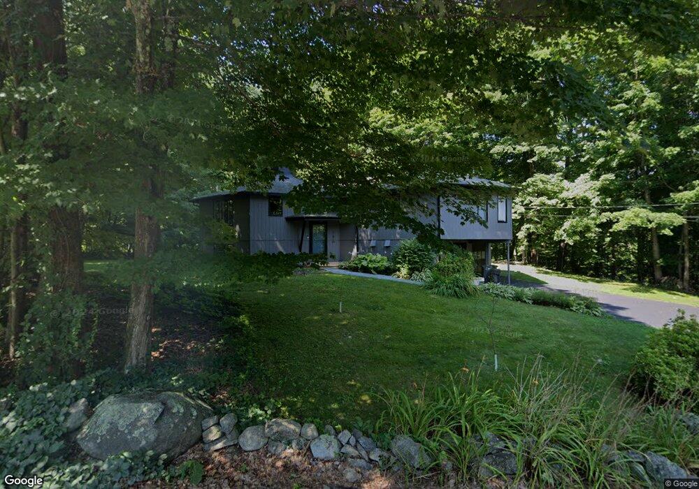 2 Foss Farm Rd, Durham, NH 03824 - photo 1