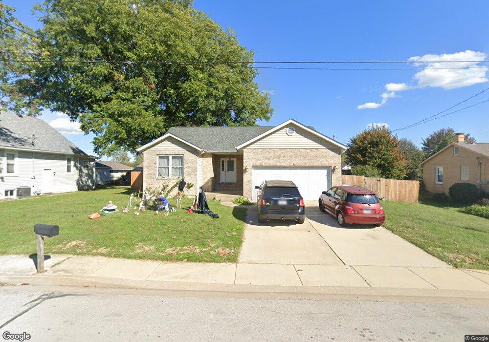 412 N Donk Ave, Maryville, IL 62062 - photo 1