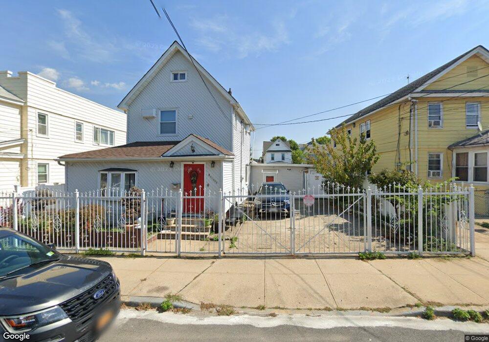 10659 95th St, Ozone Park, NY 11417 - photo 1