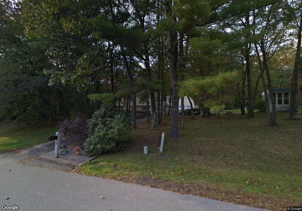 10 Thornton Rd, Londonderry, NH 03053 - photo 1