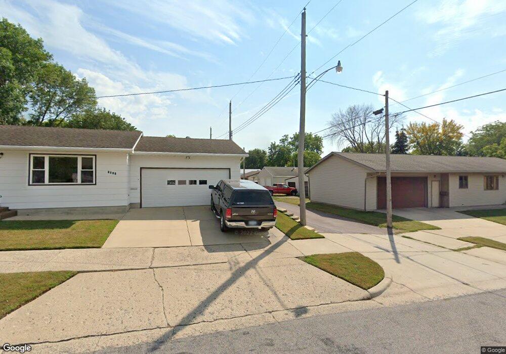 318 N Payne St, New Ulm, MN 56073 - photo 1