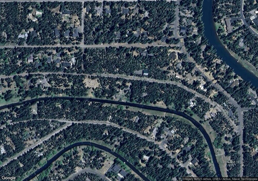 17137 Pasadena Rd, Bend, OR 97707 - photo 1