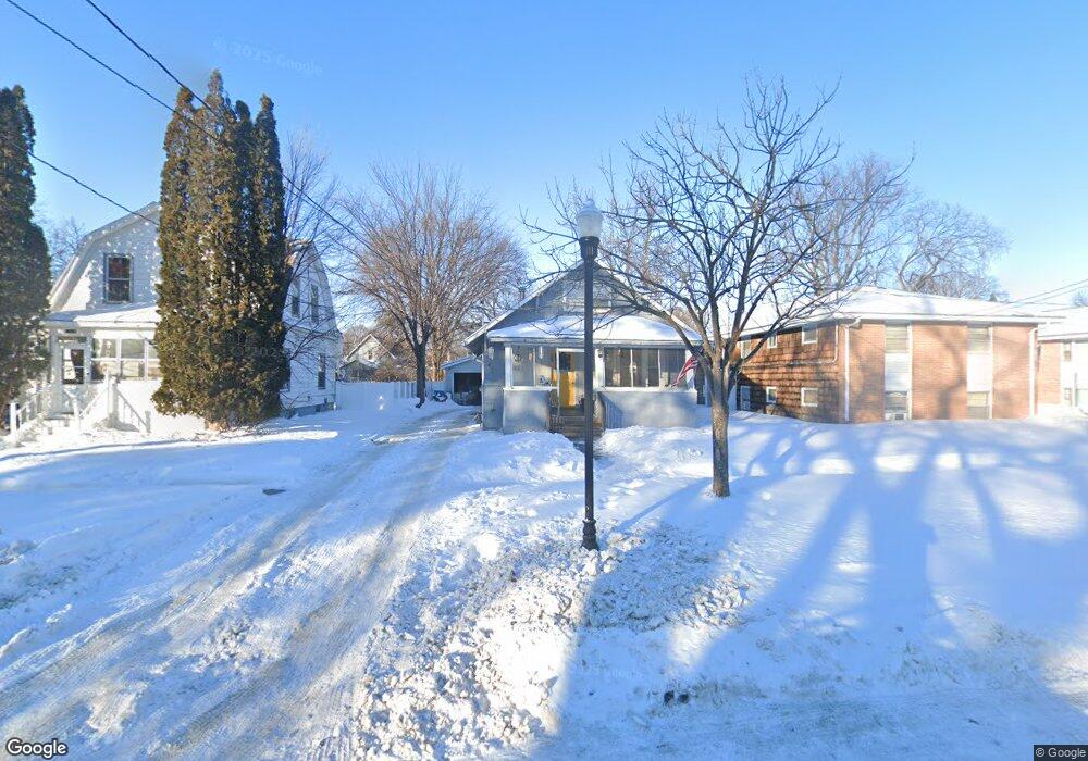 1327 7th Ave S, Fargo, ND 58103 - photo 1