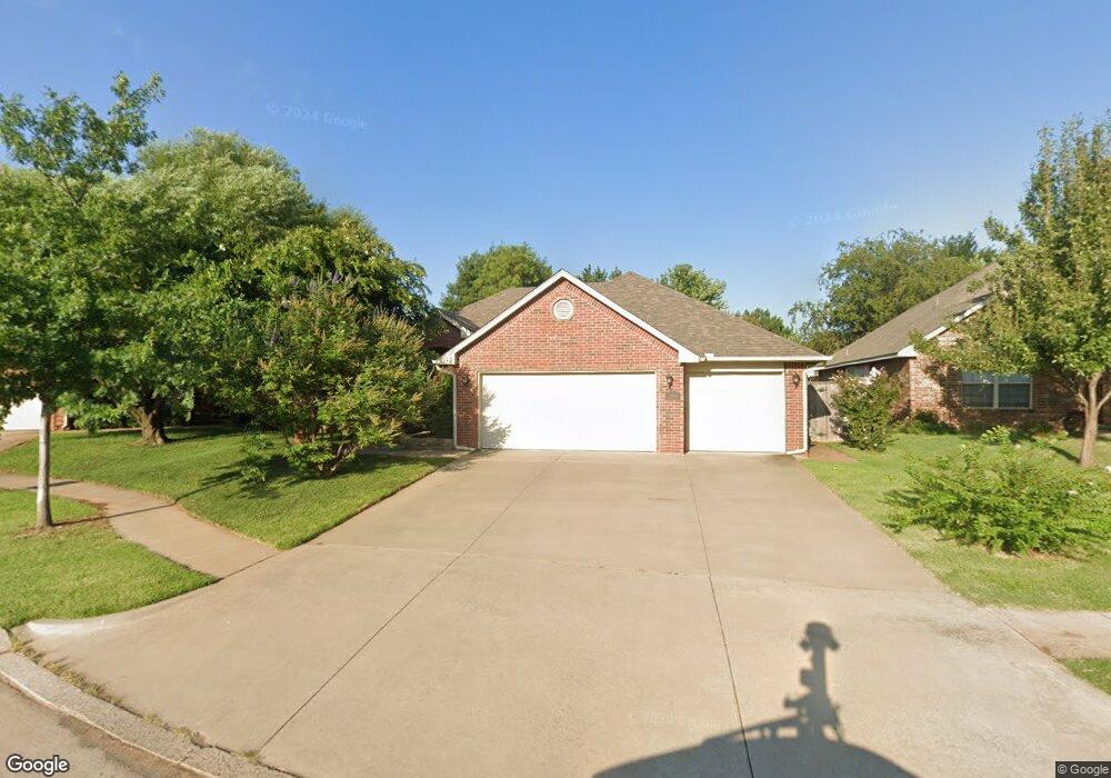 2908 Stonebridge Ct, Norman, OK 73071 - photo 1