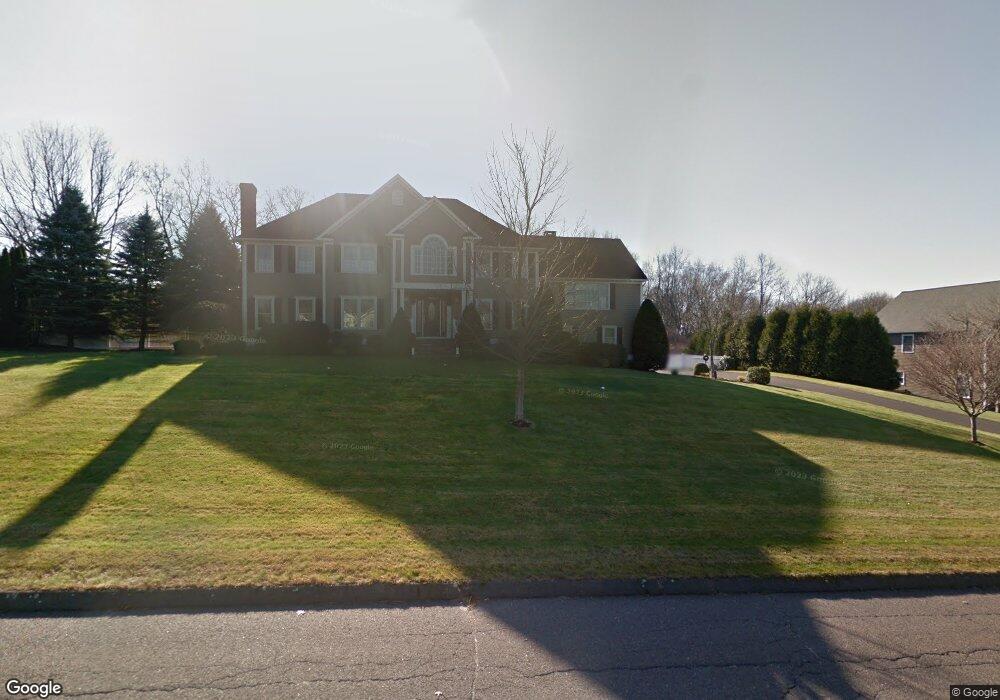 10 Shadowood Ln, Trumbull, CT 06611 - photo 1