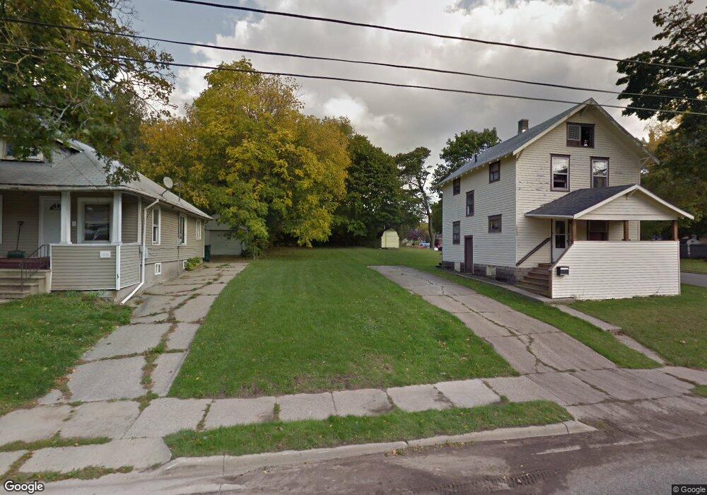 1531 Donora St, Lansing, MI 48910 - photo 1