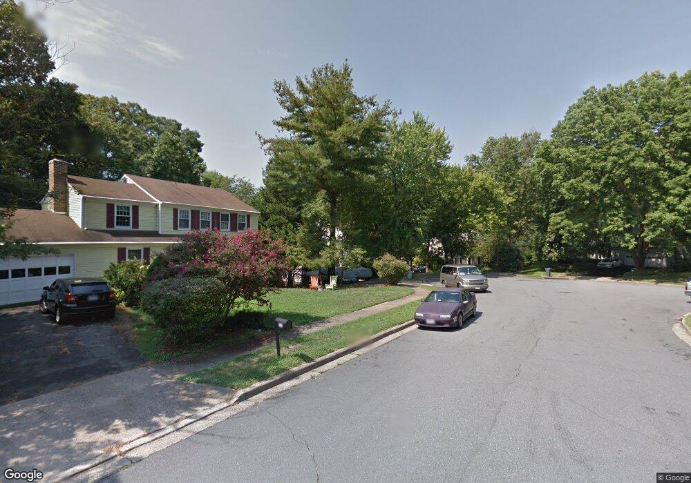 2288 Dosinia Ct, Reston, VA 20191 - photo 1