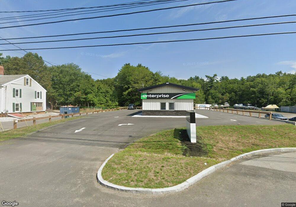 112 Elm St, Salisbury, MA 01952 - photo 1