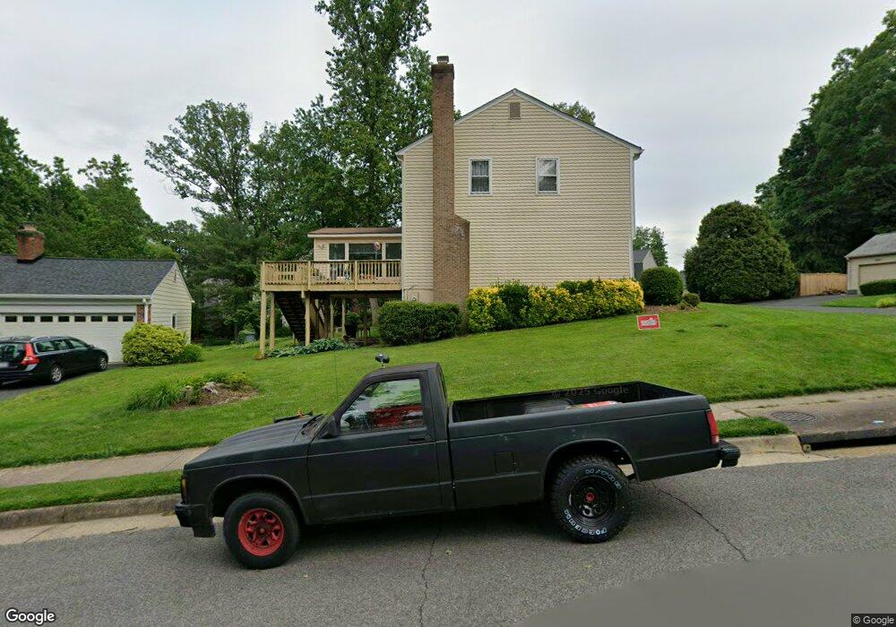 4905 King Solomon Dr, Annandale, VA 22003 - photo 1