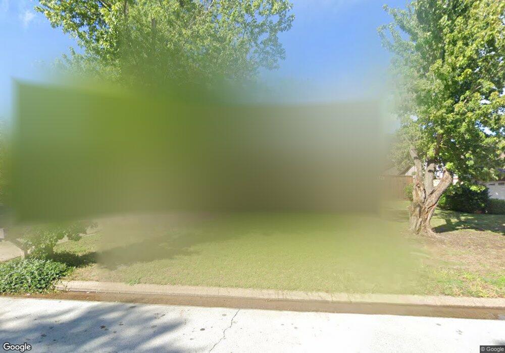 324 Mountainview Dr, Hurst, TX 76054 - photo 1