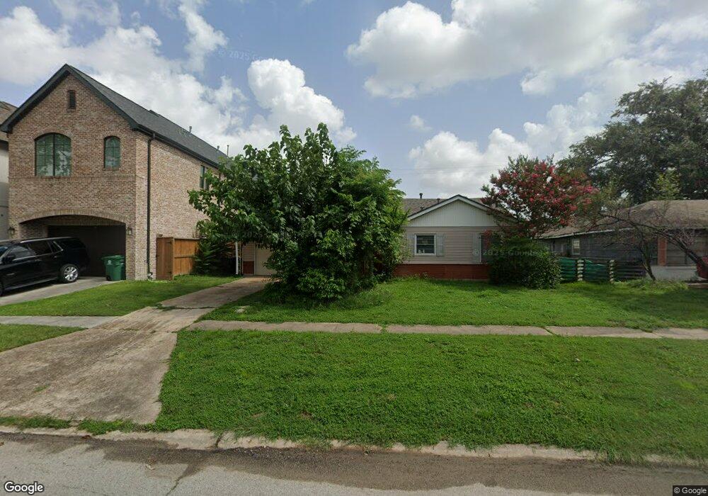 8558 Forum Dr, Houston, TX 77055 - photo 1