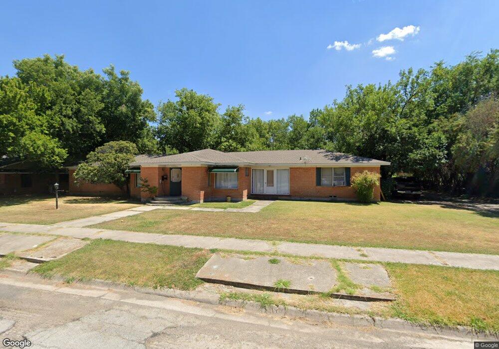 1710 Merrywood Way, Gainesville, TX 76240 - photo 1