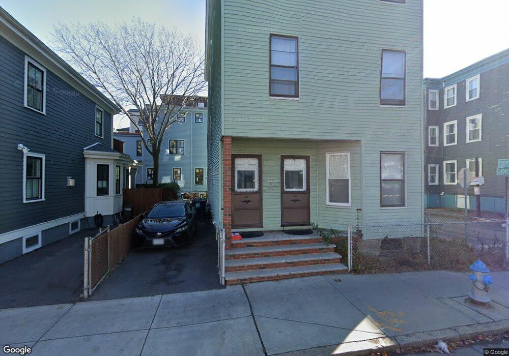 230 Prospect St unit 3, Cambridge, MA 02139 - photo 1