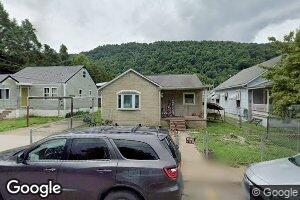 321 4th Ave, Glasgow, WV 25086