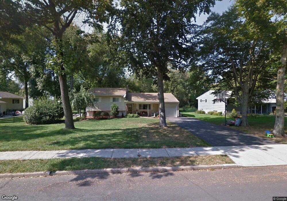 71 Longview Dr, Waldwick, NJ 07463 - photo 1