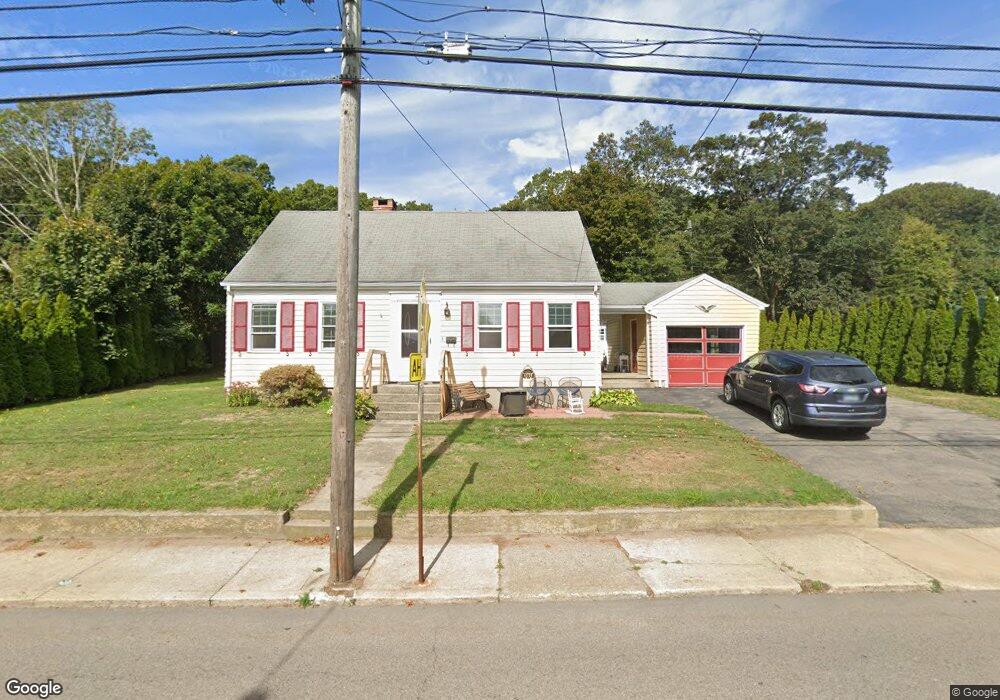 173 Mechanic St, Pawcatuck, CT 06379 - photo 1