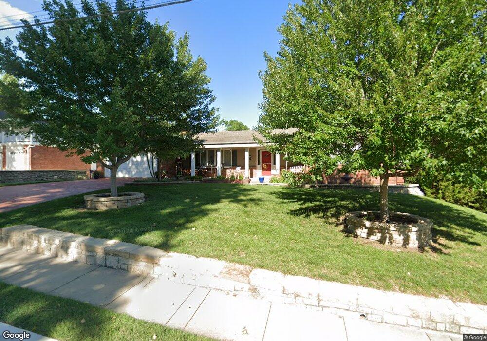 5517 Perry Ln, Shawnee, KS 66203 - photo 1